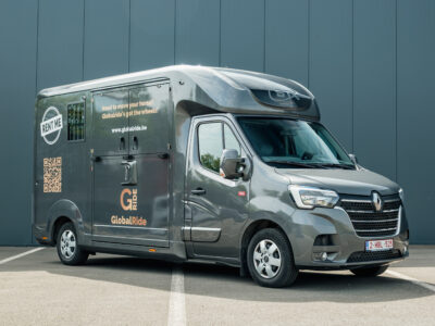 STX 2-Horse Renault Master